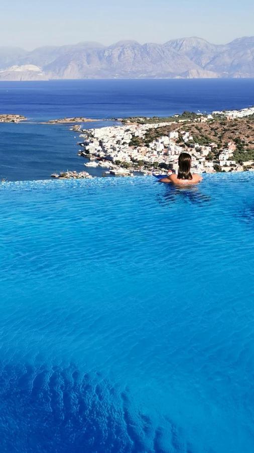 Villa Estee, Luxury Villa With Private Infinity Pool And Jacuzzi Елунда Екстер'єр фото