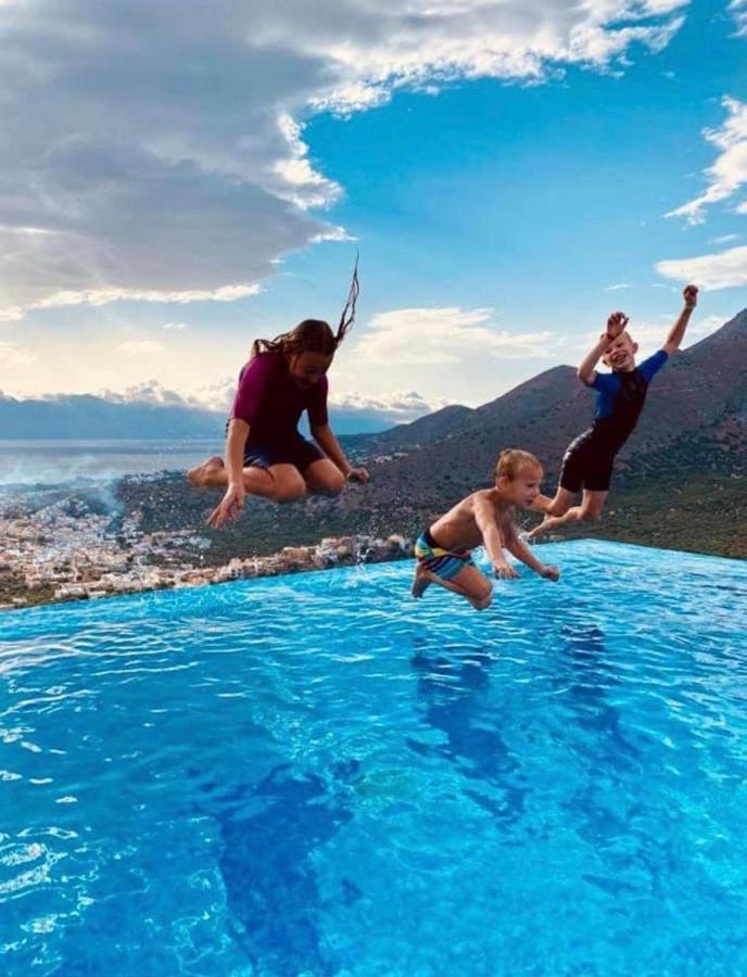 Villa Estee, Luxury Villa With Private Infinity Pool And Jacuzzi Елунда Екстер'єр фото