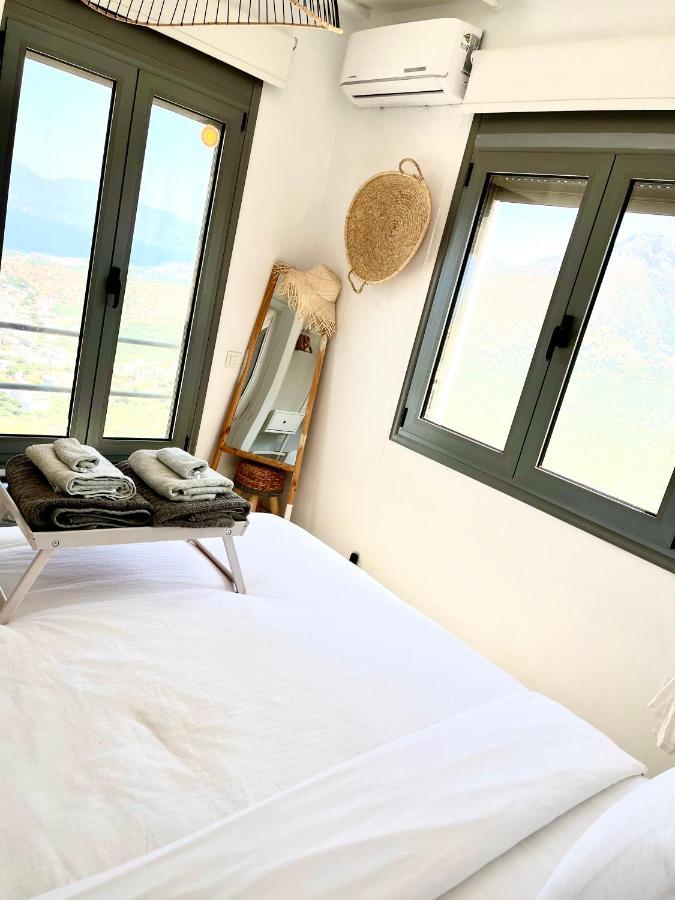Villa Estee, Luxury Villa With Private Infinity Pool And Jacuzzi Елунда Екстер'єр фото