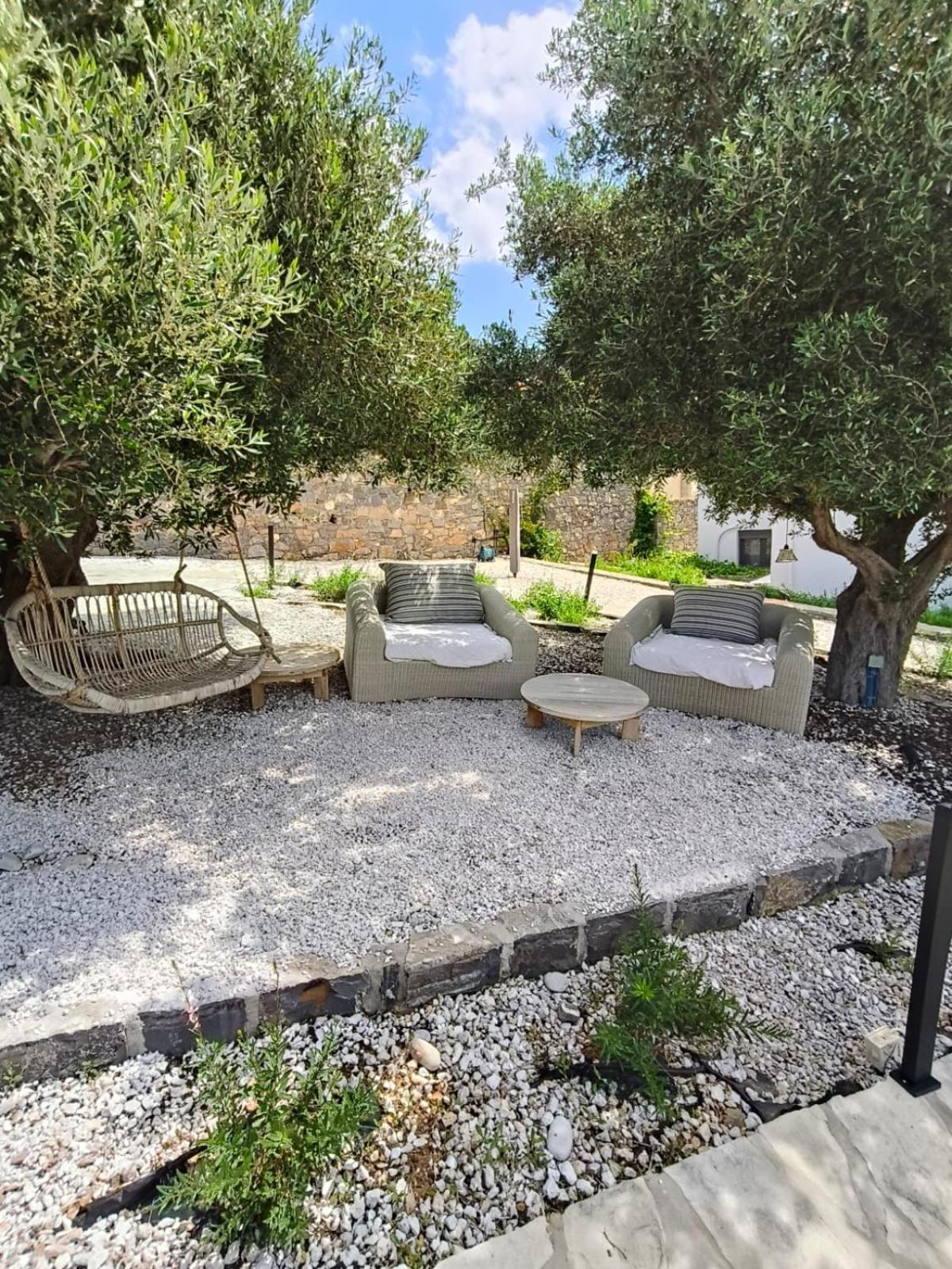 Villa Estee, Luxury Villa With Private Infinity Pool And Jacuzzi Елунда Екстер'єр фото