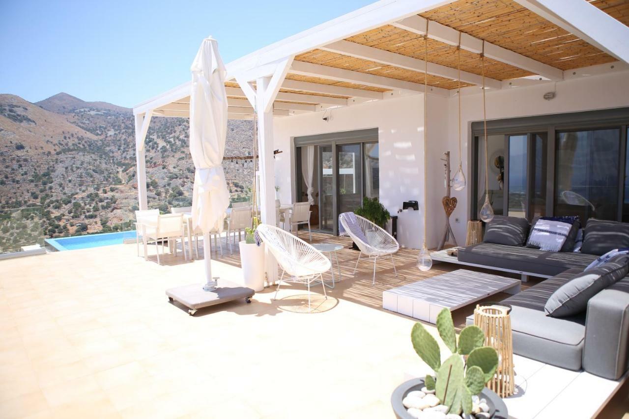 Villa Estee, Luxury Villa With Private Infinity Pool And Jacuzzi Елунда Екстер'єр фото