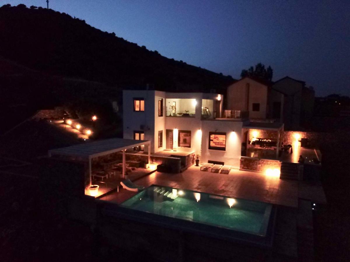 Villa Estee, Luxury Villa With Private Infinity Pool And Jacuzzi Елунда Екстер'єр фото